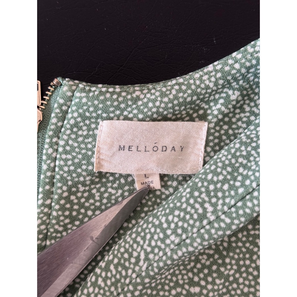 Melloday Womens Sage Green Speckled V-Neck Cuffed Short Sleeve Zipper Back Top L - Picture 4 of 4